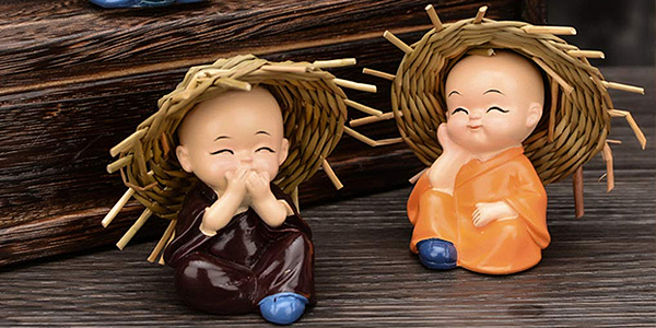 Idols & figurines 